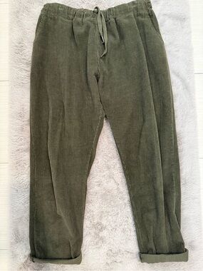 Mademoiselle Camille Made in Italy Women’s Olive Green Corduroy Drawstring Pants